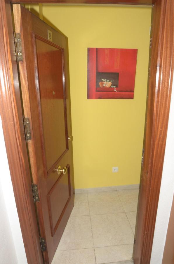Habitacion Grande Con Terraza Privada, Malaga Centro المظهر الخارجي الصورة