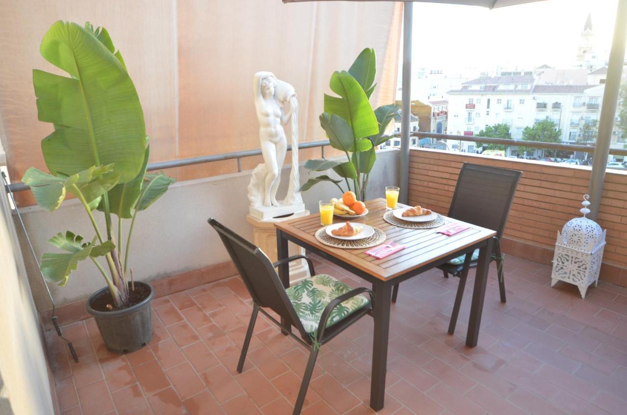 Habitacion Grande Con Terraza Privada, Malaga Centro المظهر الخارجي الصورة